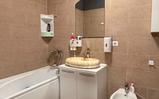 De vânzare apartament cu 3 camere, complex Arcada - Poză 2
