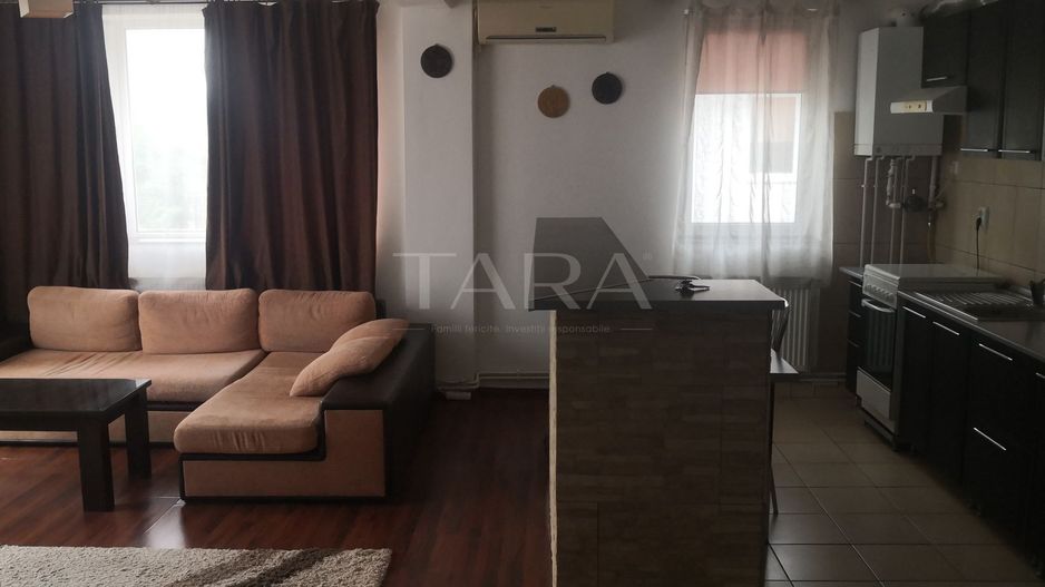 Apartament cu 2 camere, garaj subteran și boxă, Europa. - Poză 1