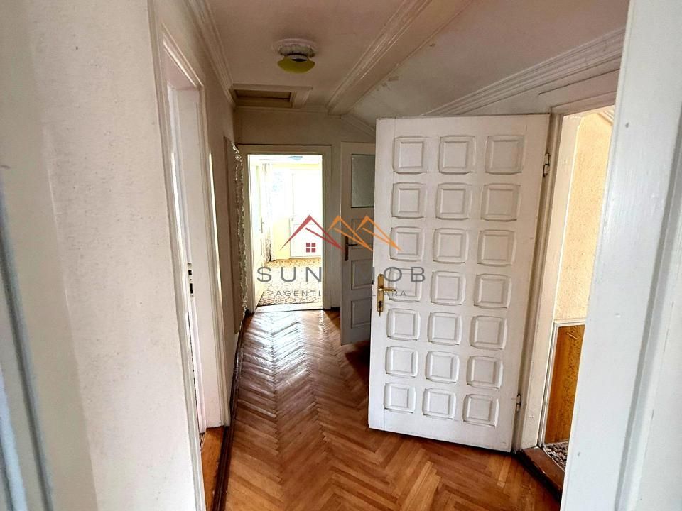 Vila 7 camere, an 1984, garaj, terasa, teren 604 m2, Poiana Campina,PH - Poză 3