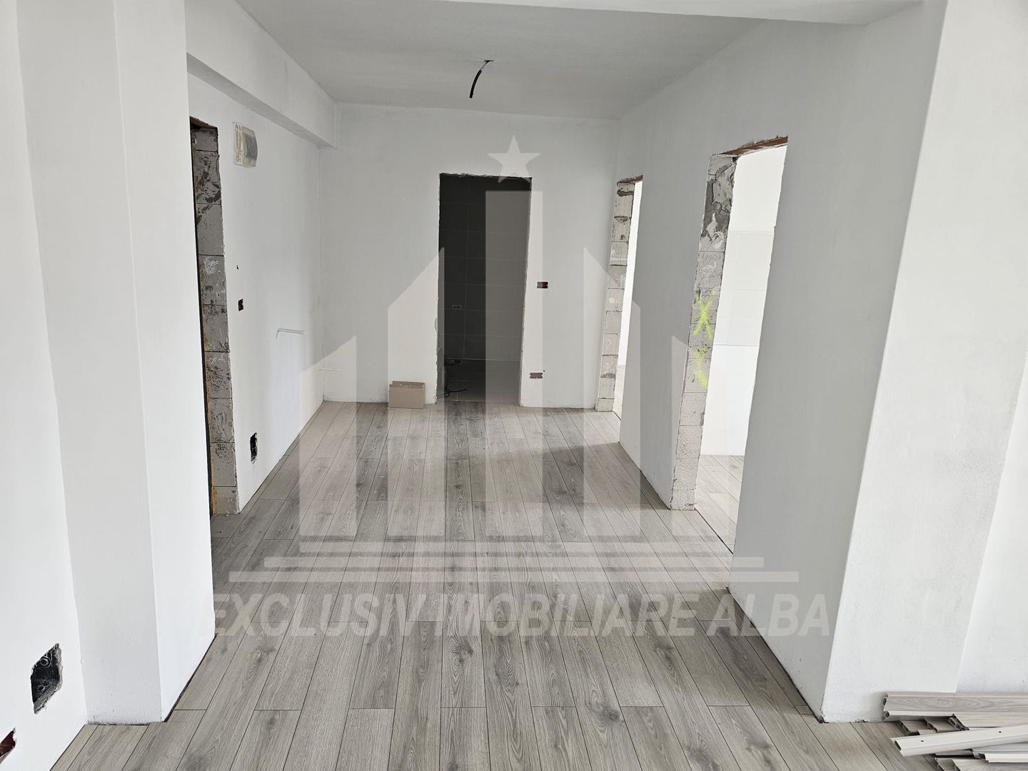 Apartament cu 2 camere, bloc nou intre Cetate si Micesti - Poză 1