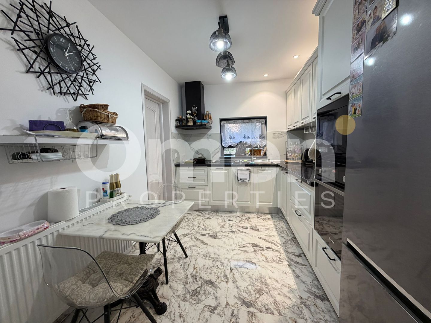 Casa moderna de vanzare cu 8.5 ari de teren zona Luncii, baraj Firiza - Poză 15