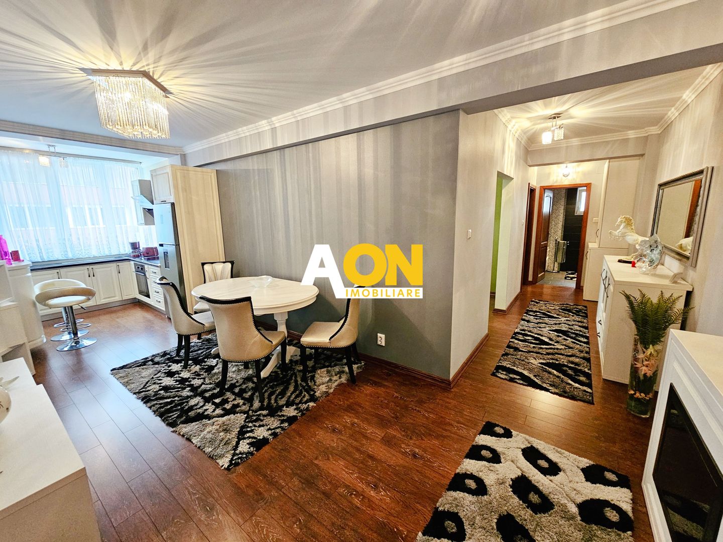 Apartament 2 camere, 61 mp utili, ultracentral, etaj 1, bloc nou - Poză 1