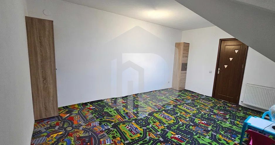 Apartament (mansarda) de vanzare - 4 camere - Cedonia - Etaj 5/6 - Poză 6