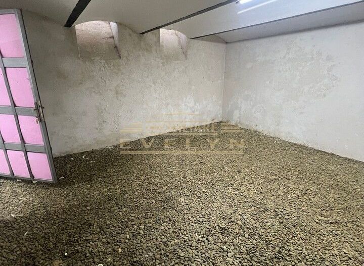 Casa de vanzare in Cristesti la strada principala, renovata complet !! - Poză 14