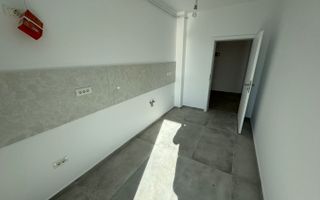 Decomandat. Etajul 2. Terasa generoasa. - Poză 2