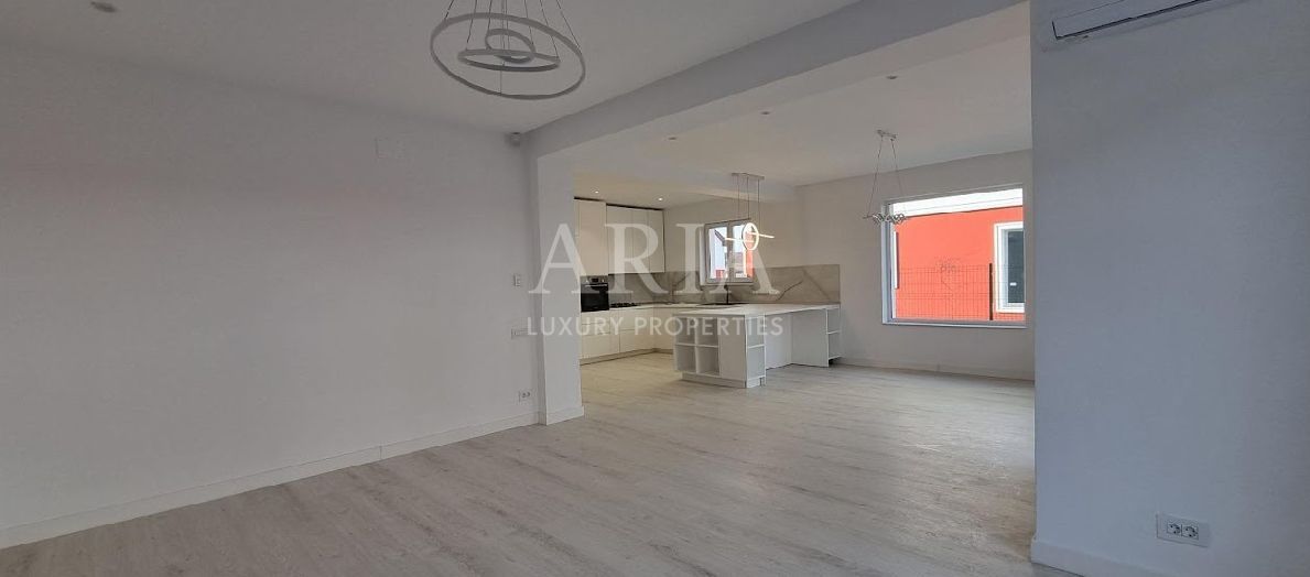 AMERICAN VILLAGE - MODERN VILLA - 5 ROOMS  - GATED COMMUNITY - Poză 3