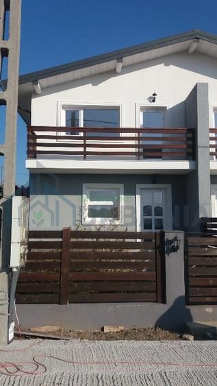 Casă duplex spațioasă, modernă, 2 băi, 2 locuri de parcare, terasă, priveliște - Poză 9