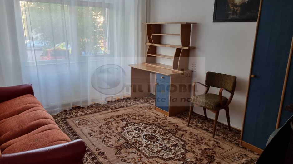 Inchiriere apartament 4 camere Nicolina - 690 euro - Poză 5