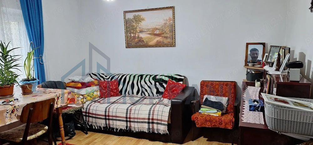 Casă de vânzare - Poză 3