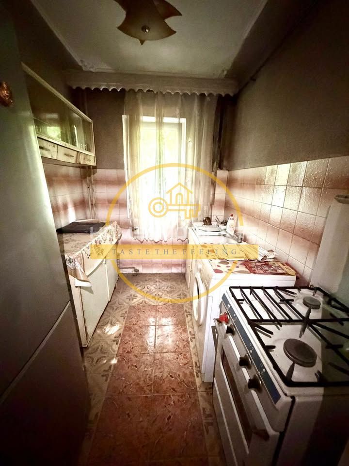 Apartament semidecomandat cu 2 camere, 42m pătrați ,65000 euro, Zimbru - Poză 3