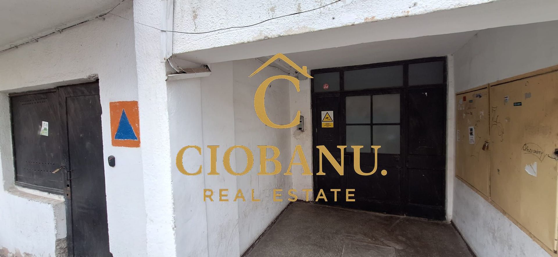 Apartament etaj 3/8 decomandat zona 1 Mai-Sara de vanzare - Poză 6