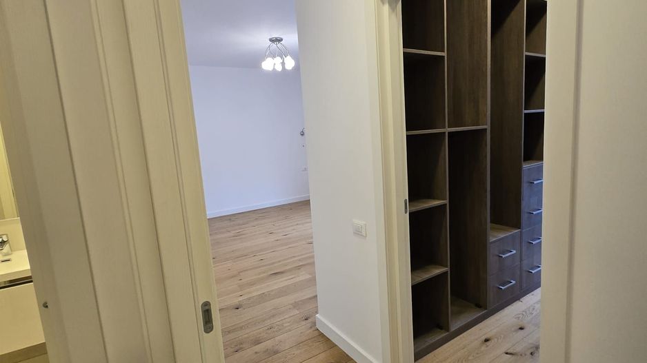 Floreasca Apartament 5 camere 3 Bai || Imobil boutique || Parcari Subterane 2 - Poză 33