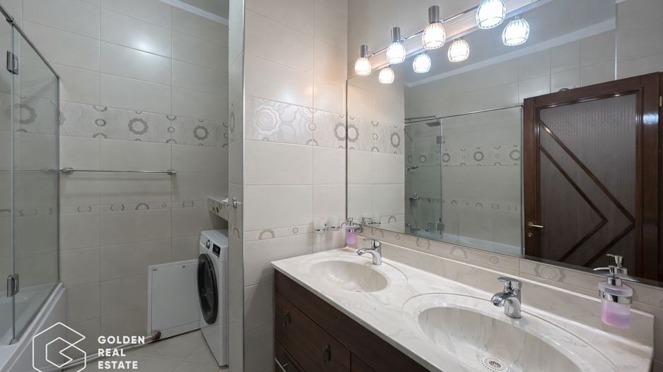 Penthouse Ared Uta, amenajat modern, vedere panoramica spre Stadionul Uta - Poză 9