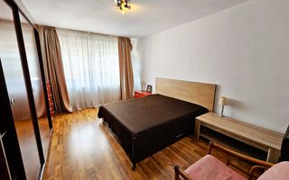 Casa spatioasa, 755 mp teren, Cetate, pretabila pentru birouri - Poză 8