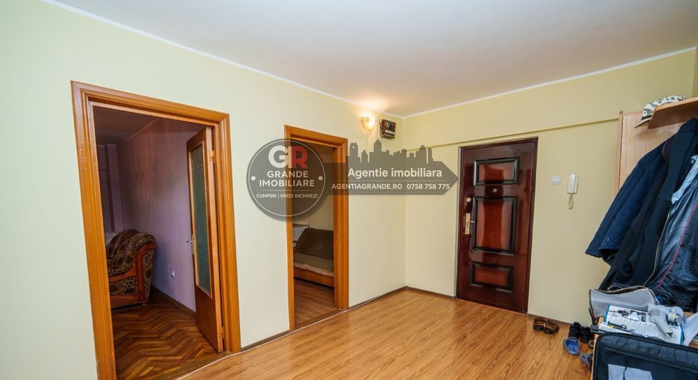 Str Victoriei - Apartament 2 cam decomandat Central - Poză 7
