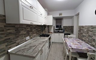 Coresi -Bloc Maurer M9, etajul 1, mobilat, parcare - Poză 6