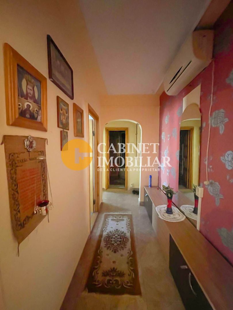 Apartament 3 camere decomandat zona Galata - Poză 5