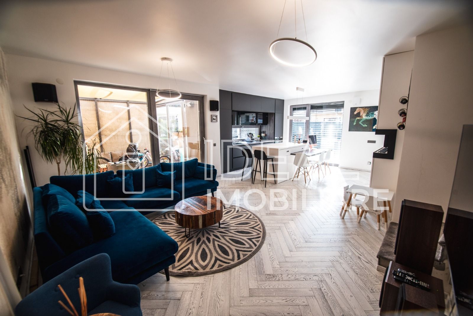 Casa Moderna cu 4 camere si terasa, zona Pictor Brana, Selimbar - Poză 7