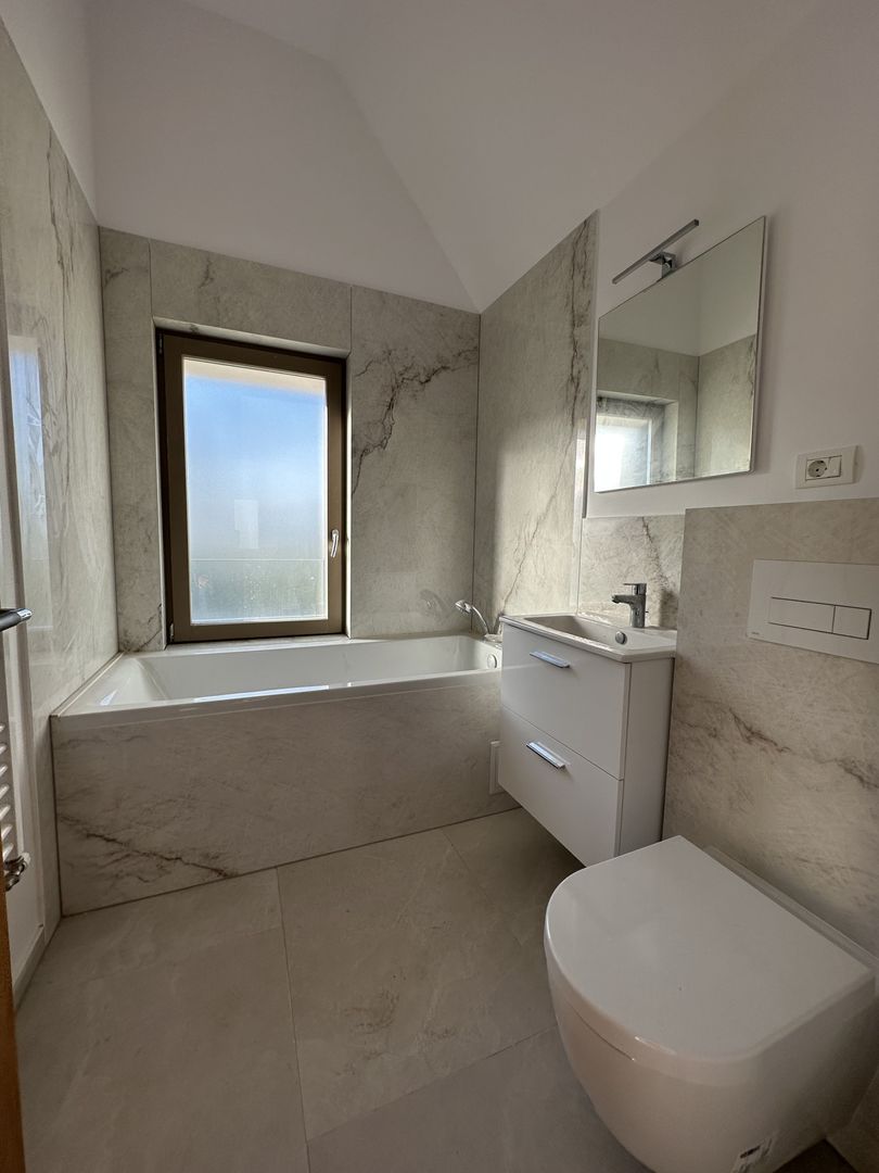 Casa cu 5 camere - Dumbarvita - Poză 10