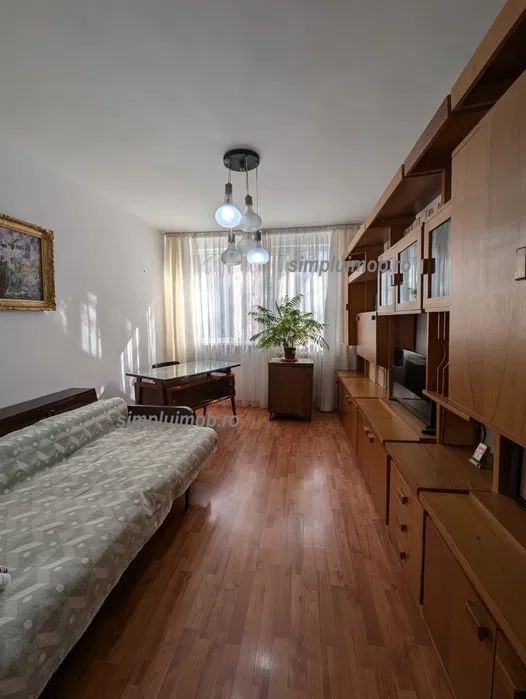 Decomandat etaj intermediar 3 camere Alexandru Obregia - Poză 5