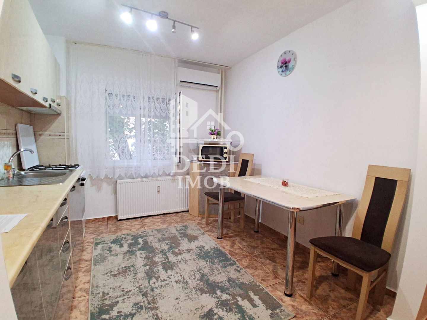 Apartament cu 3 camere de inchiriat zona Rogerius, Oradea - Poză 8