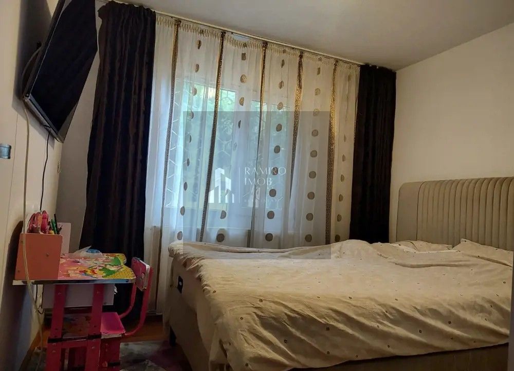 Apartament 2 camere, centrala proprie-Salaj - Poză 2