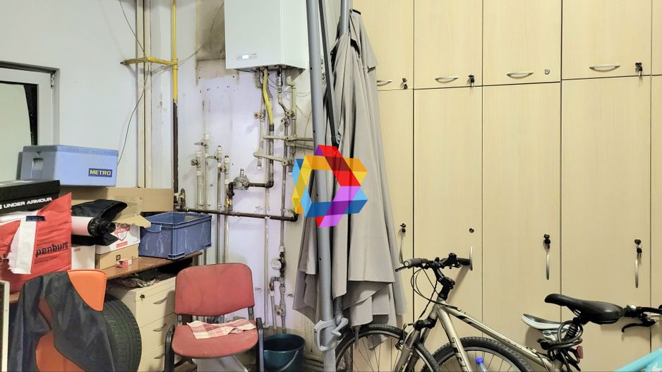 Spatiu comercial - 172 mp cu vad comercial intens - Poză 6