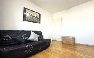 Închiriere apartament 3 camere – Calea Dorobanților-Parcare exterioară - Poză 10