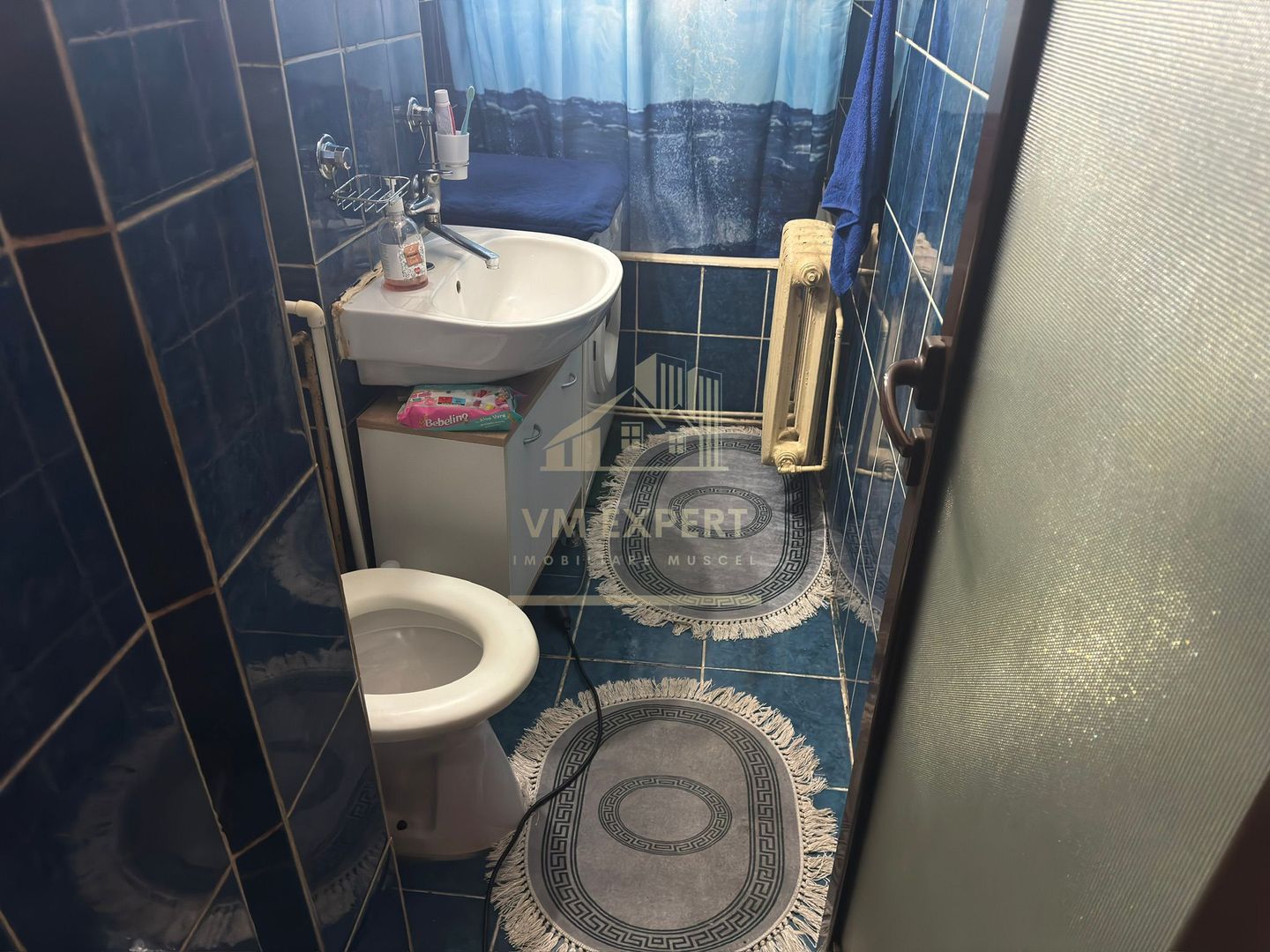 APARTAMENT 2 CAMERE, ETAJ 3, CAMPULUNG, ZONA VISOI - Poză 3