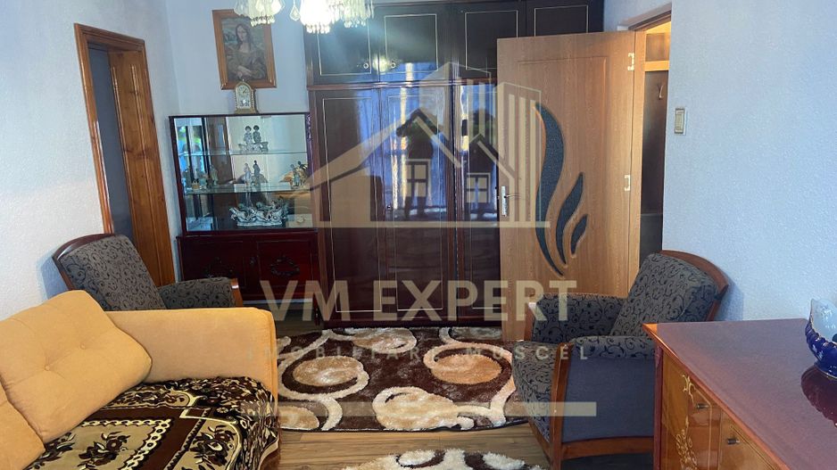 APARTAMENT 2 CAMERE ETAJ 3 VIȘOI CAMPULUNG - Poză 1