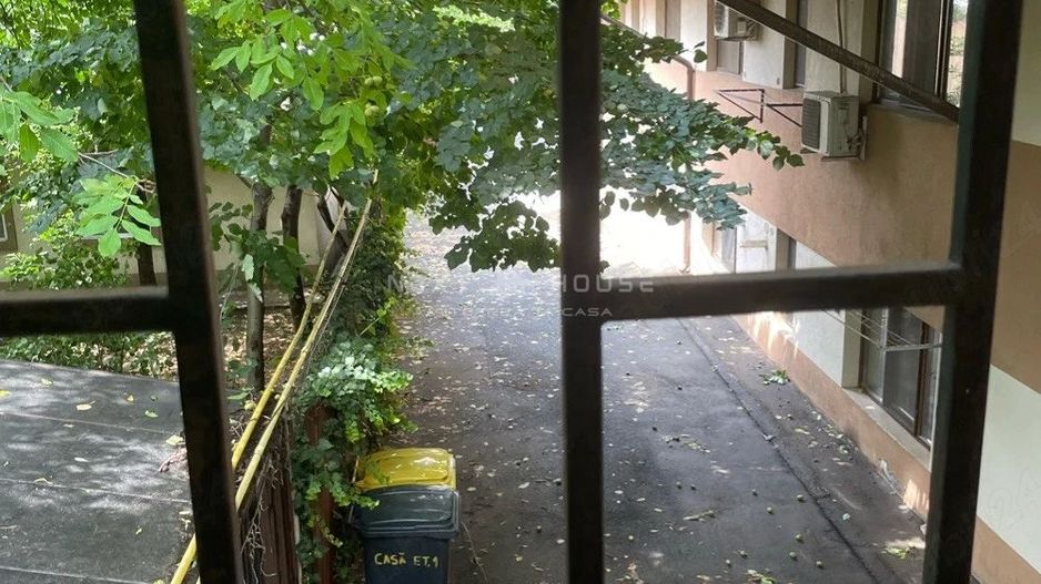 Apartament 2 Camere Spațios | Alexandriei Sector 5 | Centrală Proprie - Poză 9