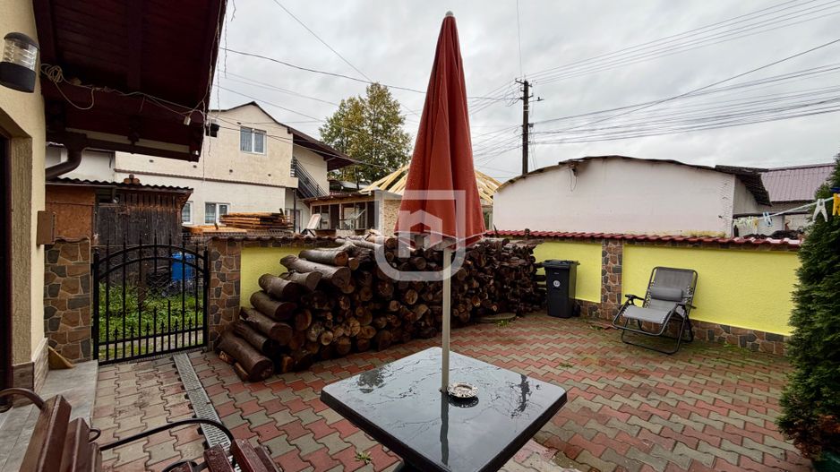 Casă duplex cu 3 camere în Frasin Bucovina - Poză 6