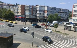 Apartament decomandat 2 camere de inchiriat, Bulevardul Tudor Vladimirescu, zona Tg.Cucu-Podu de fier, Iasi - Poză 1