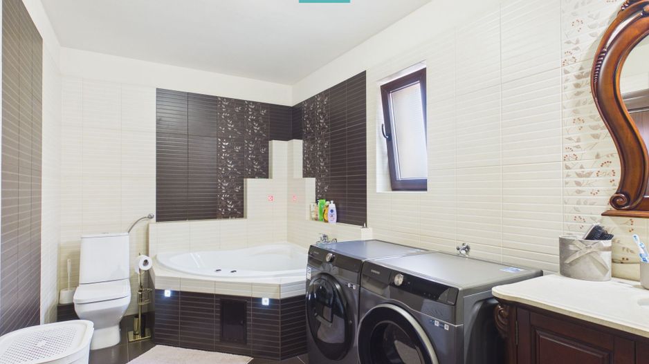 Vilă cu 7 camere de vânzare în zona Central - Poză 52