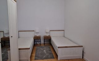 Apartament cu 2 camere | Zona Ultracentrala | Oradea - Poză 10