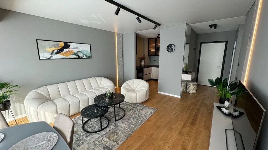 Apartament de 2 camere cu vedere la lac în ansamblul de lux Yacht Kid - Poză 1