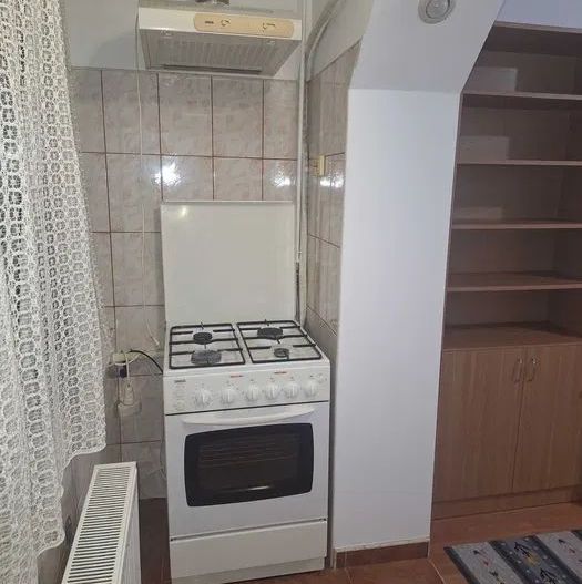 Garsoniera renovata 25 mp Gara 330 euro - Poză 4