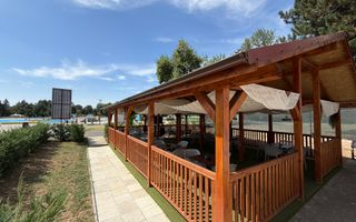Afacere la cheie pe Strandul Neptun: restaurant, terasa, sala de evenimente - Poză 1