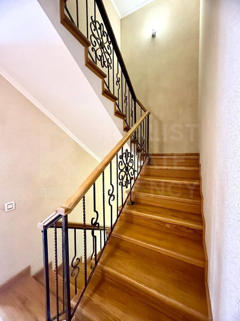 Chirie, Duplex, 6 camere, Strada Vasile Lupu, Buiucani - Poză 17