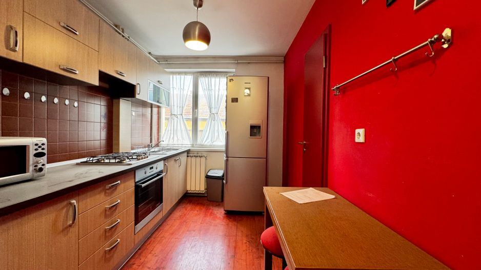 Apartament 2 camere, primitor, la doar 5 minute de Piața  Victoriei - Poză 6