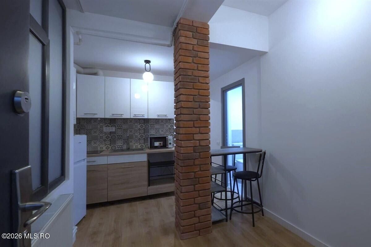 Centru - Bd Tomis 76, apartament cu 2 camere plus garsoniera separata! - Poză 26