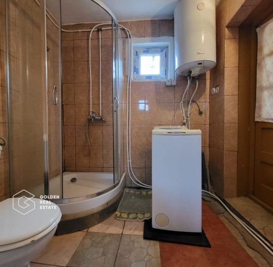 Casa cu 2 corpuri de cladire, oras Lipova - Poză 9