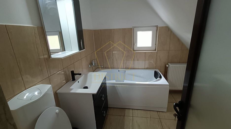 Casă 4 camere de închiriat | Curte mare | Dumbrăvița - Poză 16