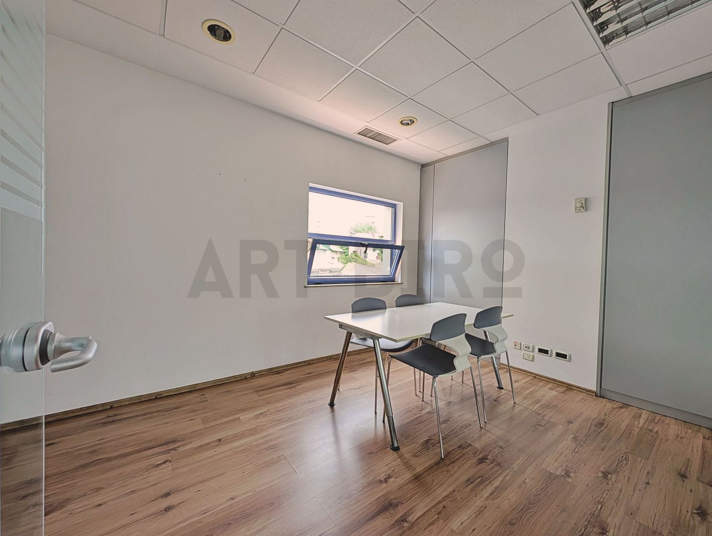 Zero comision, 260mp birouri cu depozitare, Victoriei, 7' metrou - Poză 7