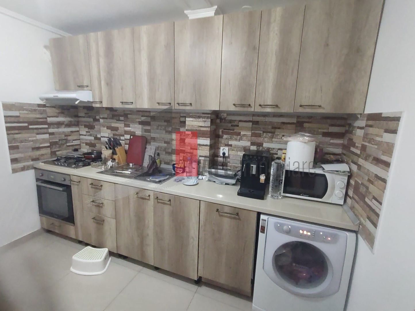 Vânzare apartament 3 camere zona Huedin - Poză 1