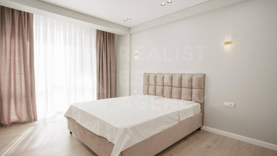 Vânzare, apartament, 2 odăi + living, str. Ion Buzdugan, Buiucani - Poză 10