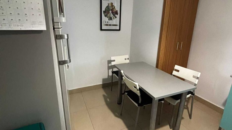 AP. 4 CAMERE TEIUL DOAMNEI, PARCARE, MASINA SPALAT VASE, METROU 15 MIN - Poză 2