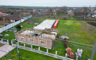 Teren intravilan cu fundatie inceputa si materiale - Poză 2