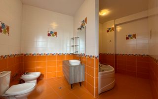 Vila Individuala _7 camere***Piscina***Teren 1000 mp // Erou Iancu Nicolae - Poză 37