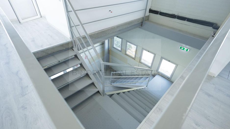 Hala industrială 2.000 mp • Depozitare / Producție • Rampe încărcare • Otopeni - Poză 16